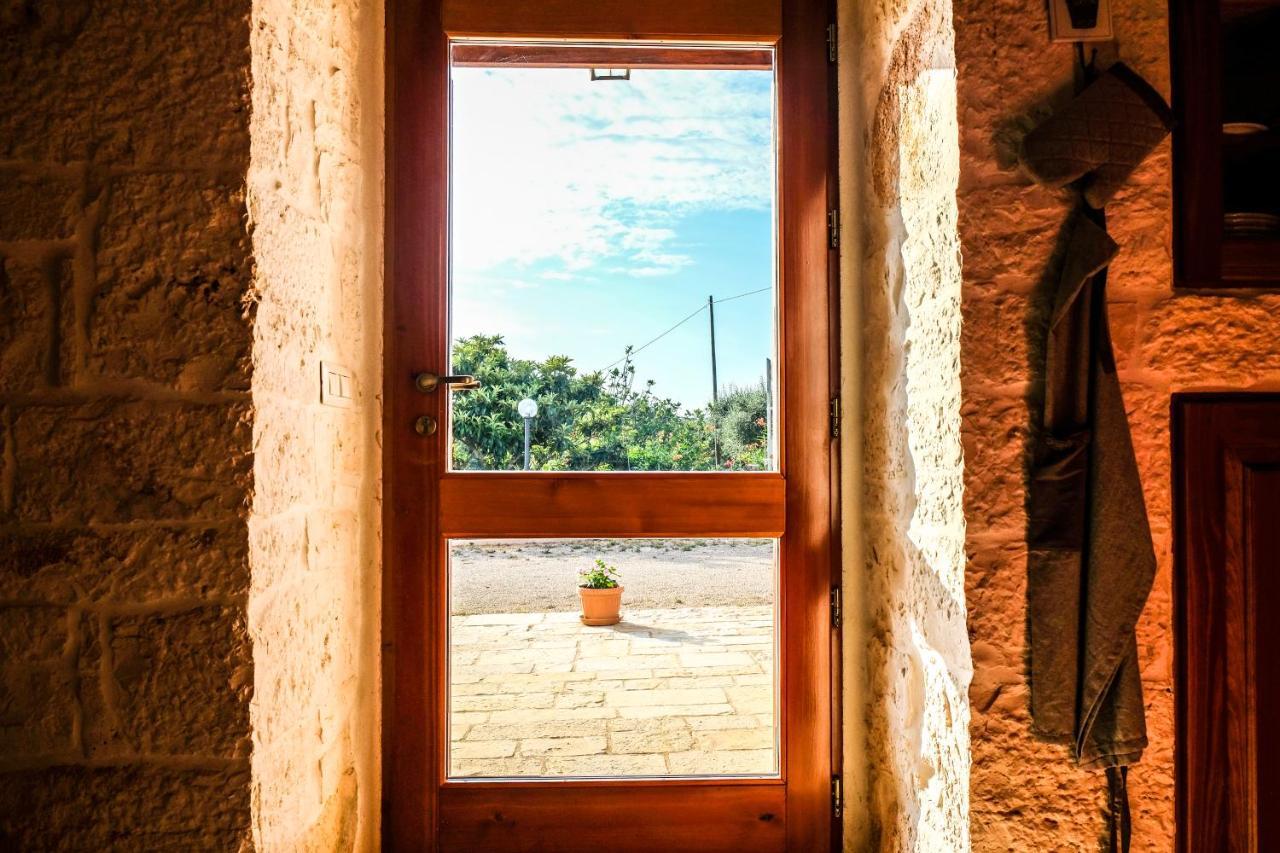 Вилла Il Trullo Del Mirto Сельва-ди-Фазано Экстерьер фото